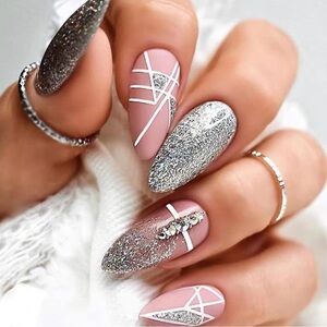 High Quality Press on Nails in Size Small Medium Large💕🦋